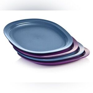 Tupperware luncheon plate set 4